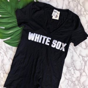 New! VS PINK Chicago White Sox MLB T-shirt